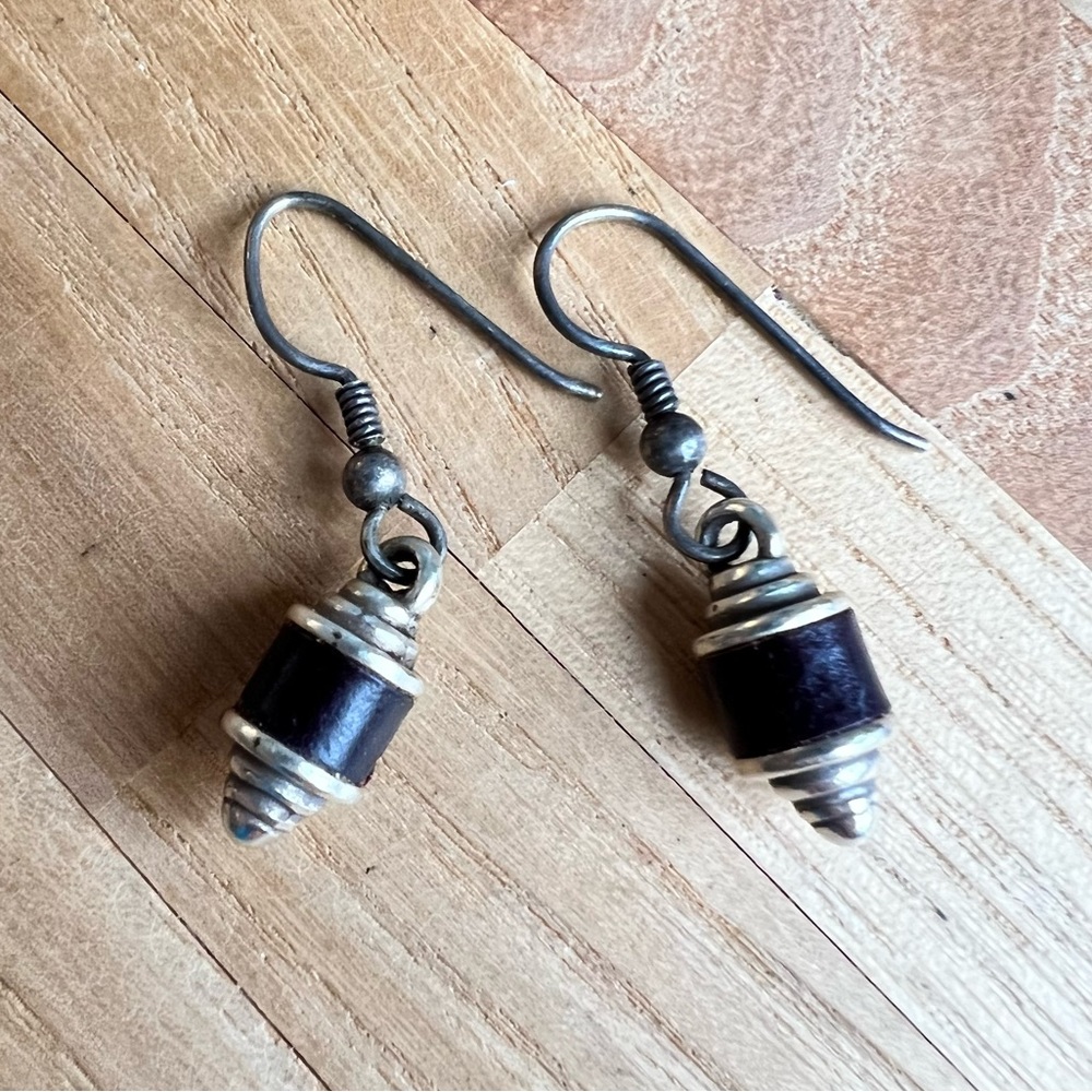 Vintage silver and black bead dangle drop earrings on hooks